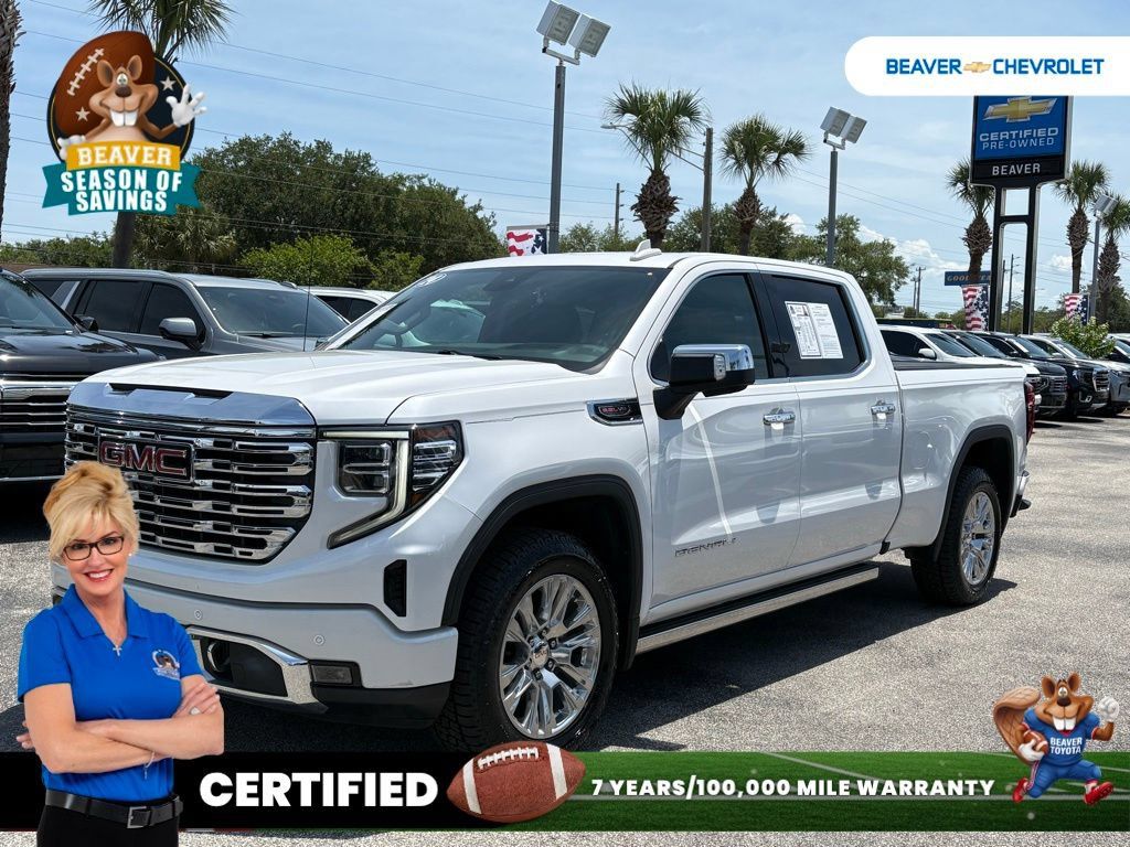 Used 2024 GMC Sierra 1500 Denali w/ Technology Package AWD/4WD image 1