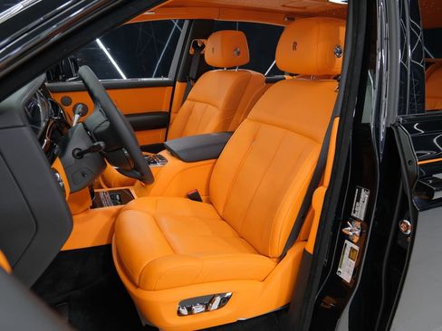 Used 2025 Rolls-Royce Phantom Sedan RWD image 27