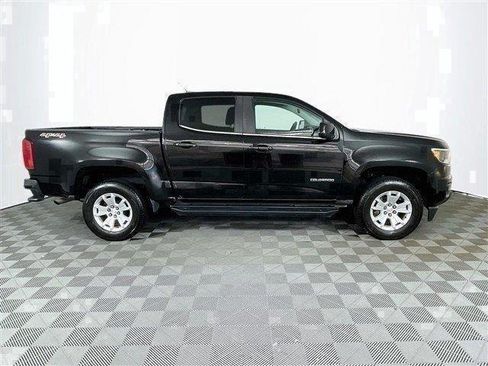 Used 2019 Chevrolet Colorado LT AWD/4WD image 10