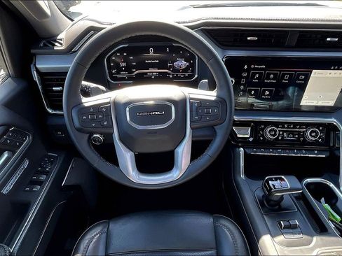 Used 2024 GMC Sierra 1500 Denali w/ Denali Reserve Package image 8