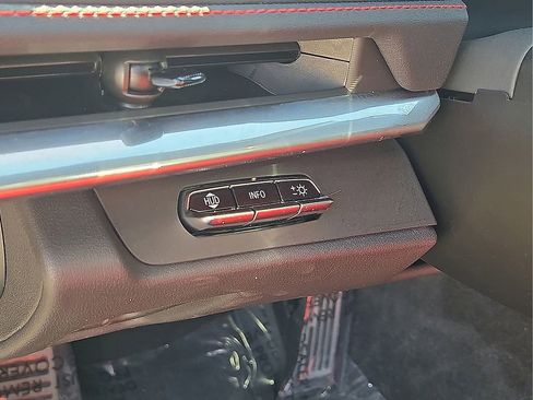 Used 2023 Chevrolet Corvette Stingray Preferred Cpe w/ Z51 Performance Package image 20