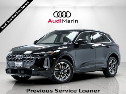 Used 2025 Audi Q5 Premium w/ Convenience Package