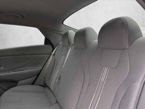 Used 2025 Hyundai Elantra Blue w/ Cargo Package image 18