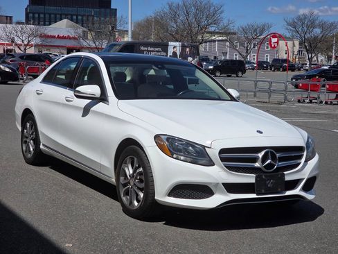 Used 2017 Mercedes-Benz C 300 4MATIC Sedan image 3