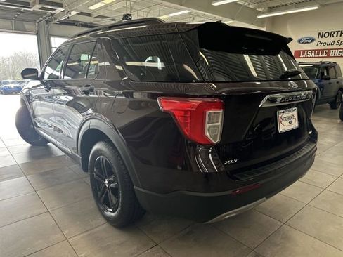 Used 2023 Ford Explorer XLT w/ Equipment Group 202A AWD/4WD image 15
