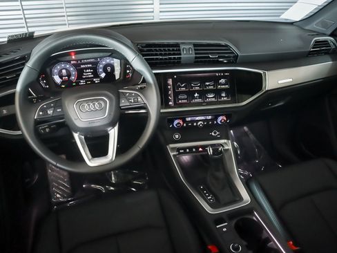 New 2025 Audi Q3 2.0T Premium image 20