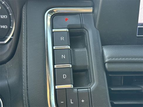 Used 2024 Chevrolet Suburban LS image 14