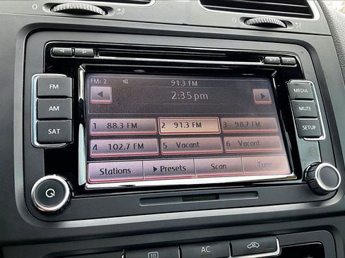 Used 2010 Volkswagen GTI 2-Door image 14