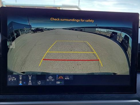 Used 2024 Toyota Tacoma Limited w/ Limited Package (LT) image 14