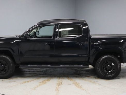 Used 2023 Toyota Tacoma SR image 7