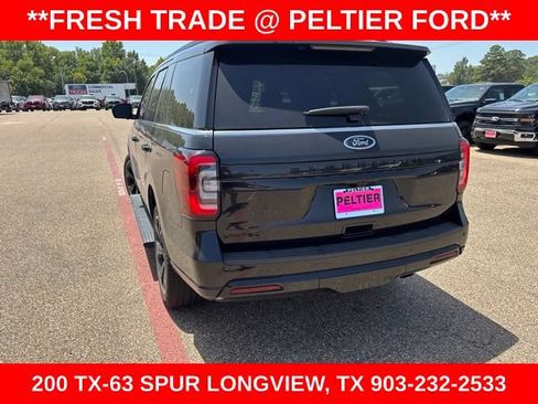 Used 2024 Ford Expedition Limited AWD/4WD image 15