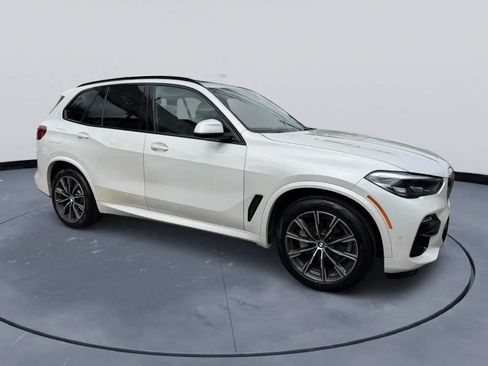 Used 2019 BMW X5 xDrive40i w/ M Sport Package AWD/4WD image 8
