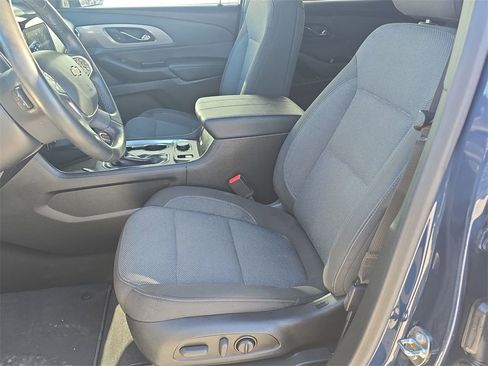 Certified 2023 Chevrolet Traverse LT image 20