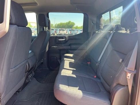 Used 2021 Chevrolet Silverado 1500 LT w/ Z71 Off-Road Package AWD/4WD image 16