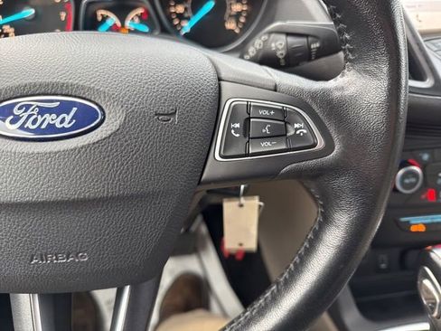 Used 2018 Ford Escape SEL image 35