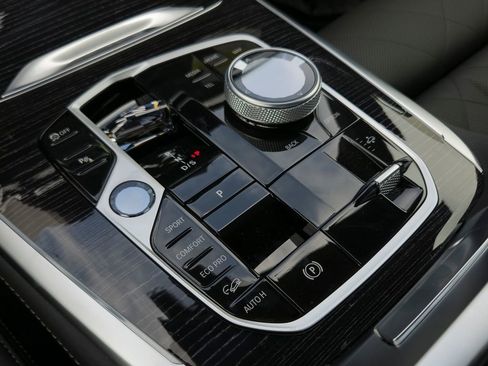 New 2026 BMW X7 xDrive40i AWD/4WD image 9