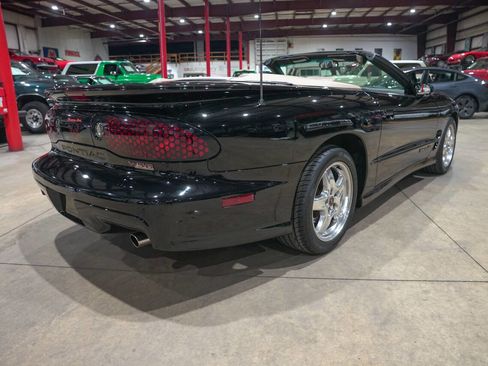 Used 2001 Pontiac Firebird Trans Am RWD image 8