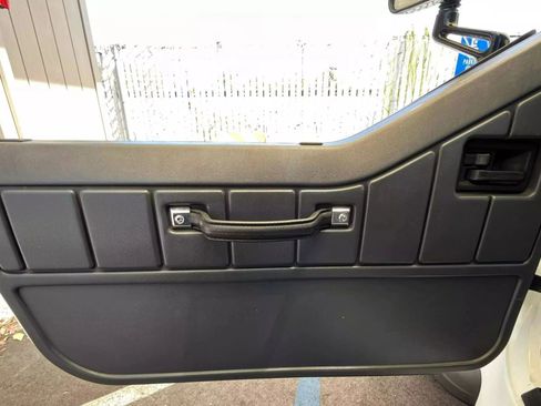 Used 1995 Jeep Wrangler Sport S image 8