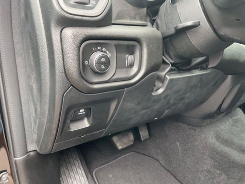 New 2026 RAM 1500 Express AWD/4WD image 15