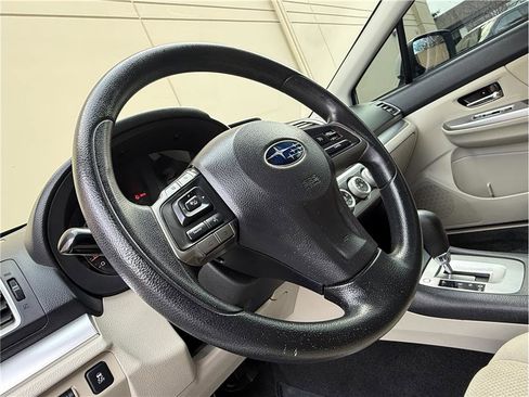 Used 2016 Subaru Impreza 2.0i Premium image 13