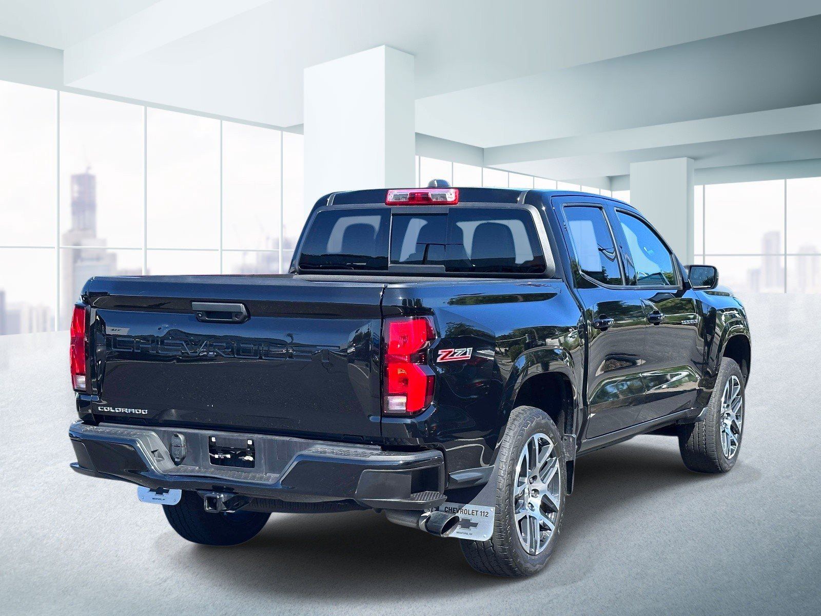Used 2023 Chevrolet Colorado Z71 w/ Z71 Convenience Package 2 AWD/4WD image 4