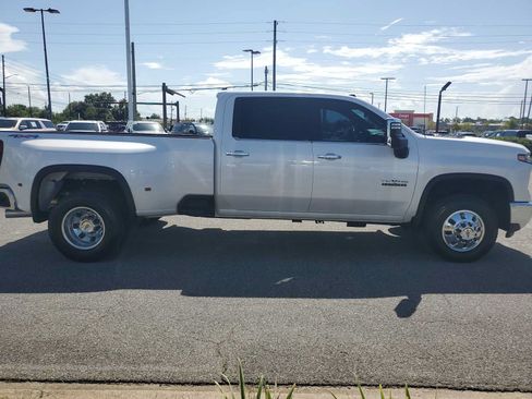 Used 2024 Chevrolet Silverado 3500 LTZ w/ LTZ Texas Edition AWD/4WD image 10