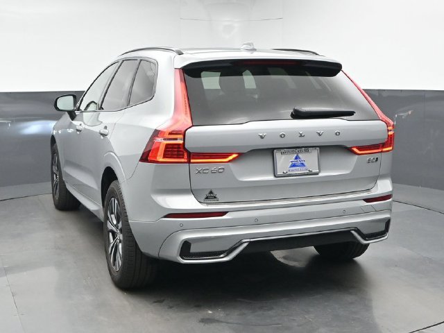 Used 2024 Volvo XC60 B5 Core w/ Protection Package Premier AWD/4WD image 7