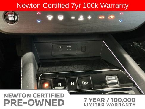 Used 2025 Nissan Murano SL AWD/4WD image 16