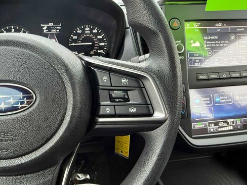 Certified 2025 Subaru Impreza 2.0i image 18