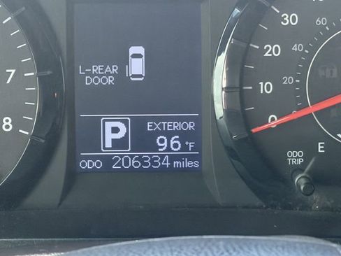 Used 2017 Toyota Sienna LE FWD image 14