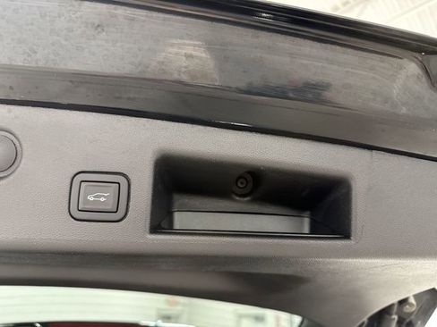 Used 2024 Chevrolet Equinox LT AWD/4WD image 25
