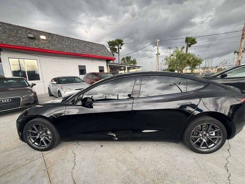 Used 2023 Tesla Model 3 Standard Range RWD image 4