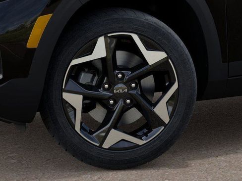 New 2026 Kia Seltos S image 9