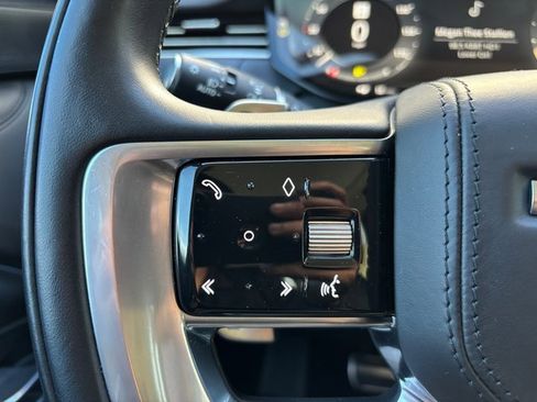 Used 2023 Land Rover Range Rover SE image 15