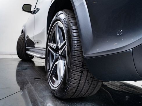 Used 2024 Mercedes-Benz GLS 450 4MATIC image 52