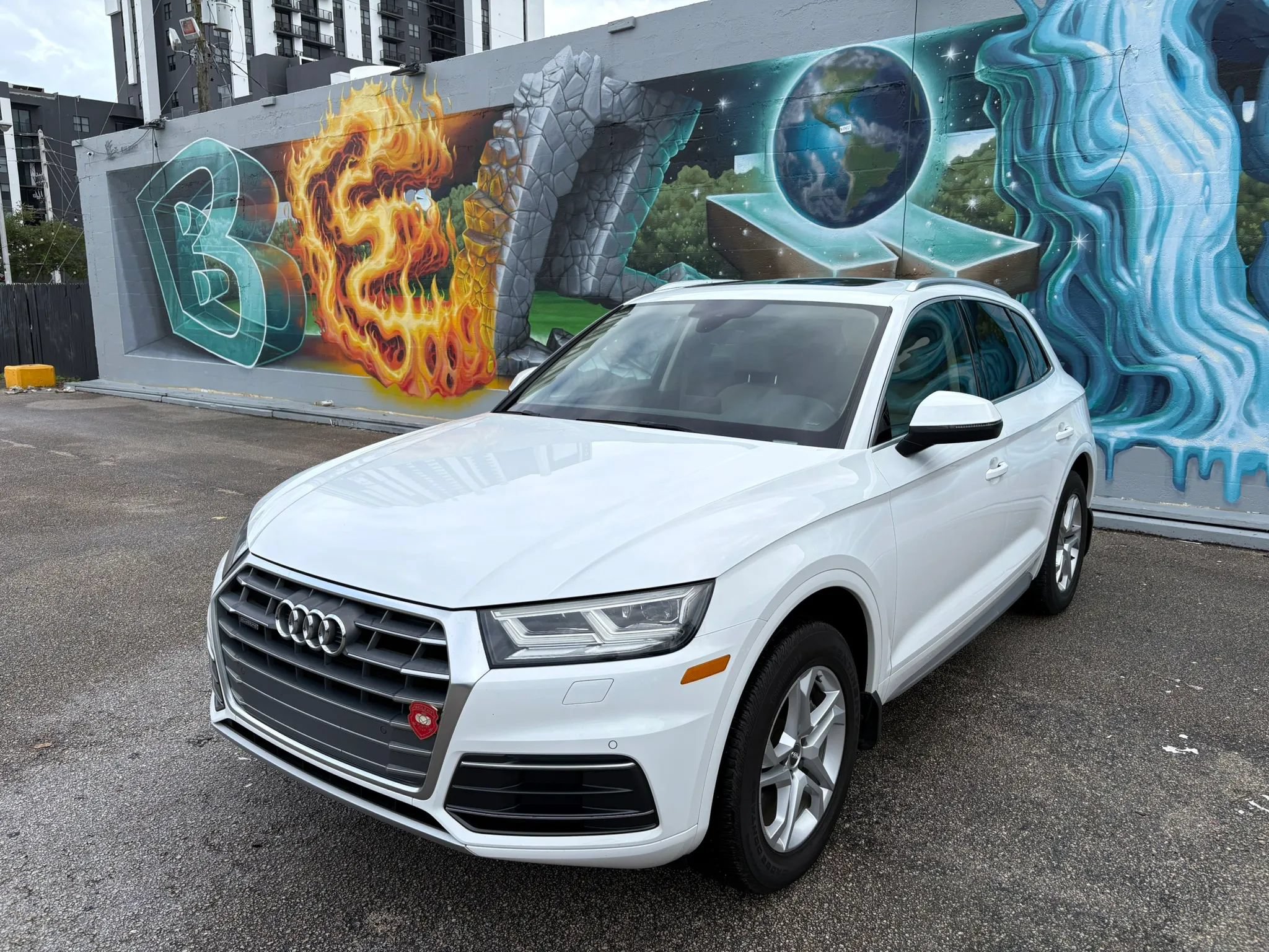 Used 2018 Audi Q5 2.0T Premium Plus w/ Premium Plus Package AWD/4WD image 1