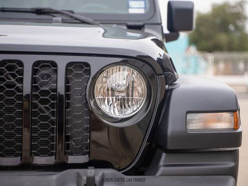 Used 2024 Jeep Wrangler Sport S AWD/4WD image 96
