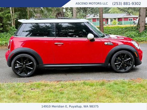 Used 2013 MINI Cooper S FWD image 6