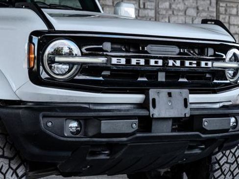 Used 2021 Ford Bronco Outer Banks image 39