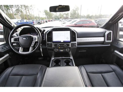 Used 2022 Ford F250 Lariat image 12