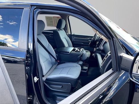 Used 2020 RAM 1500 Big Horn AWD/4WD image 8