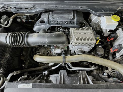 Used 2022 RAM 1500 Laramie image 31