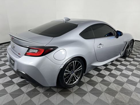 Used 2023 Toyota GR86 Premium image 13