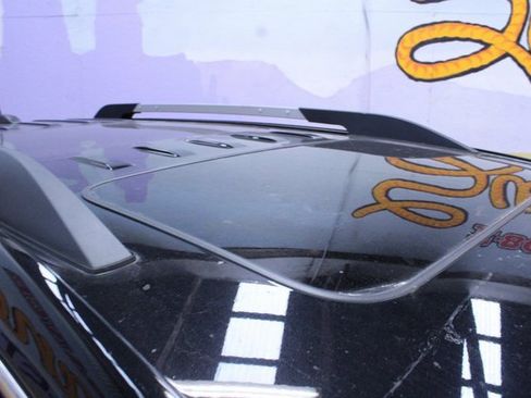 Used 2018 GMC Acadia SLT image 5