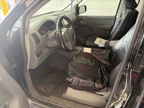 Used 2019 Nissan Frontier S RWD image 9