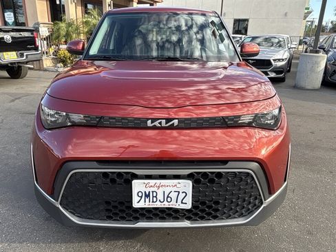 Used 2024 Kia Soul LX w/ Option Group 015 FWD image 10