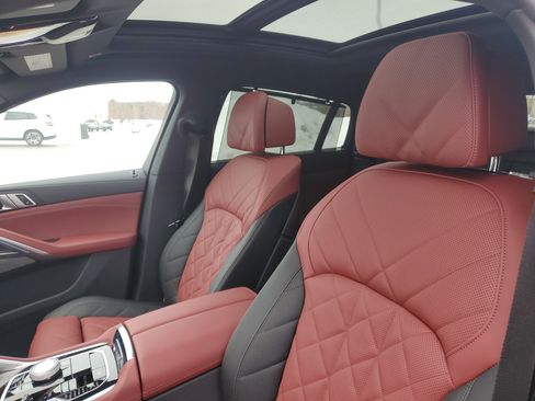 New 2026 BMW X6 xDrive40i w/ Executive Package image 7