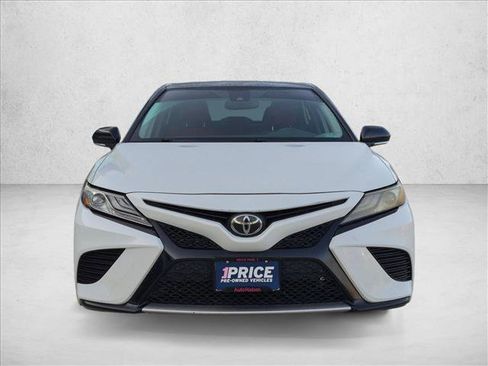 Used 2019 Toyota Camry XSE FWD image 2