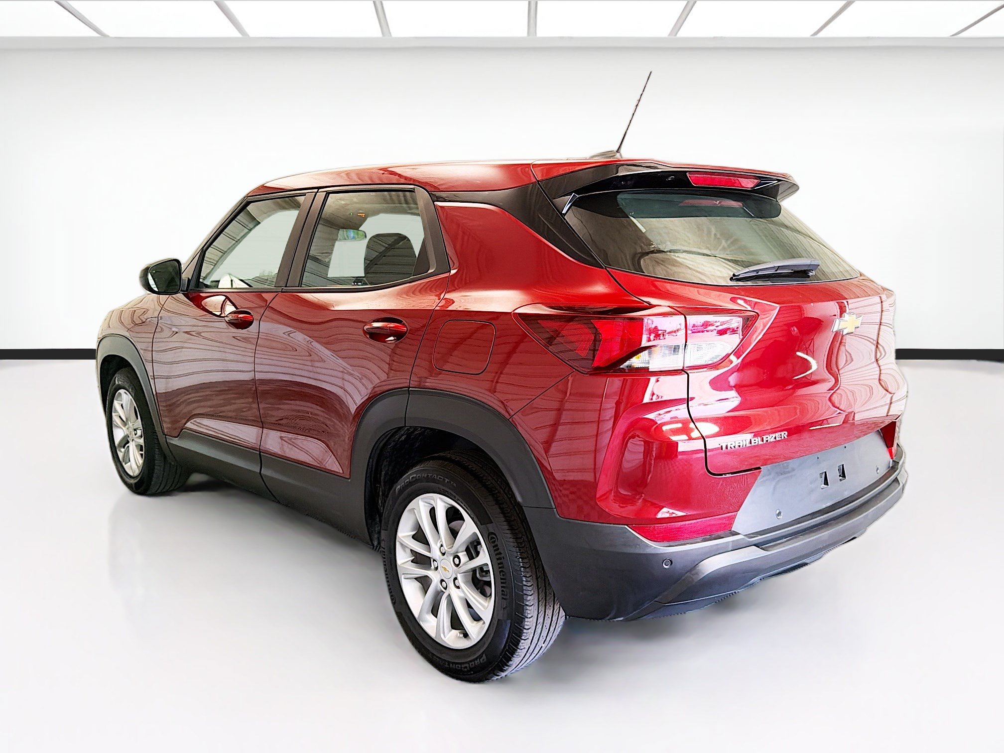 Used 2024 Chevrolet TrailBlazer LS w/ LS Confidence Package FWD image 6