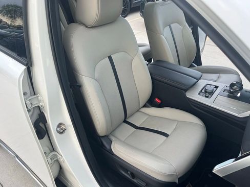 Used 2024 MAZDA CX-90 Plug-In Hybrid w/ Premium Pkg AWD/4WD image 19